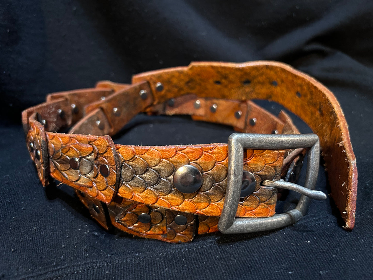 Tan and grey dragon scale belt buckle view