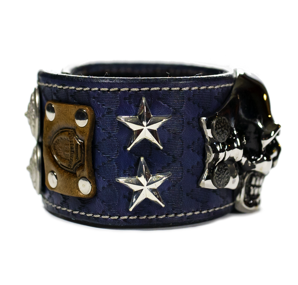 The Big Skull Navy Leather Cuff Label side