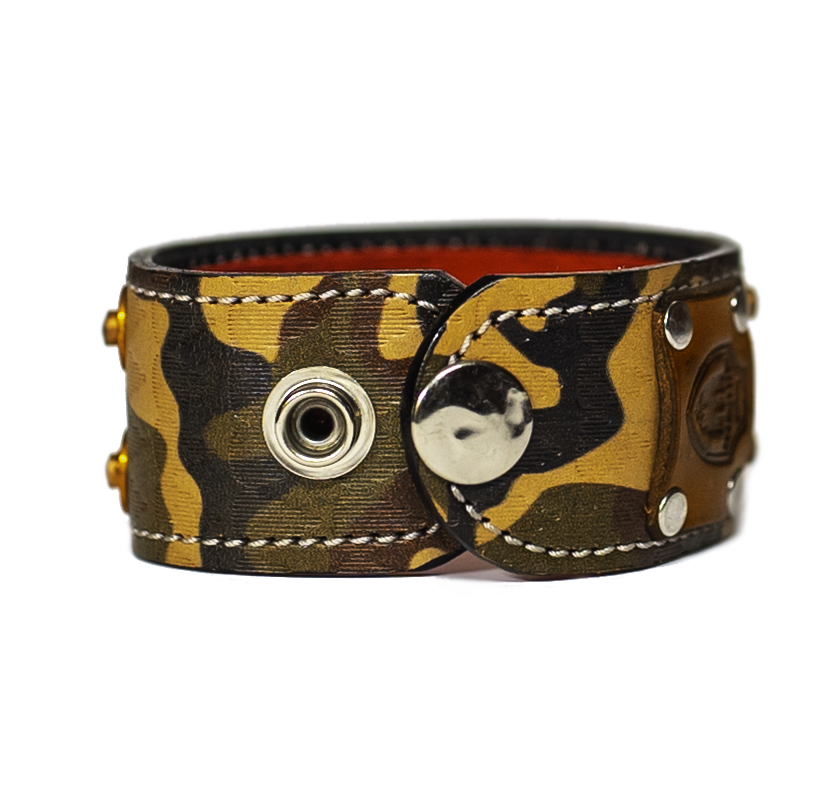 The Steed Camo Leather back view