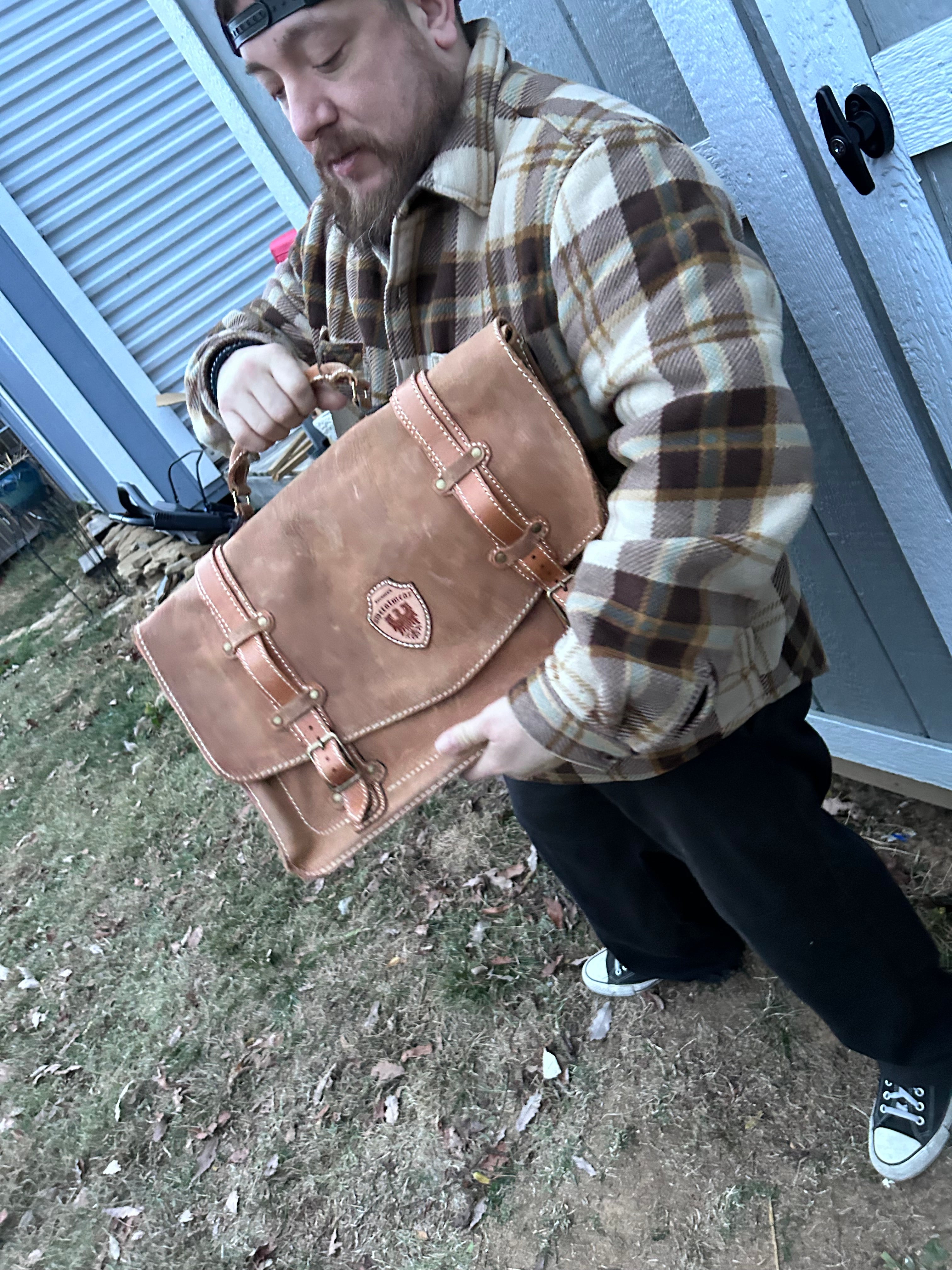 Tan hot sale messenger bag